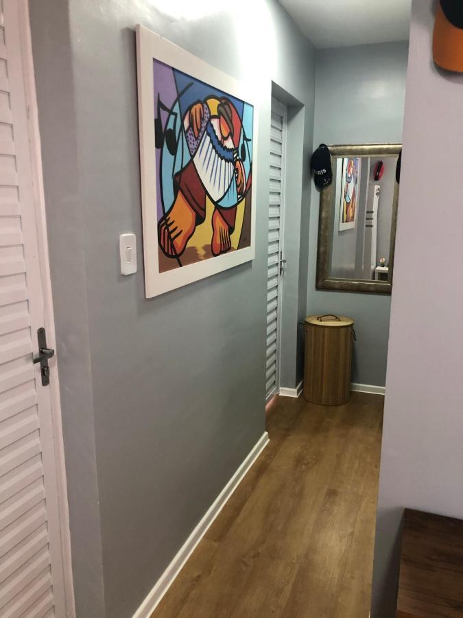 Em Apartment *